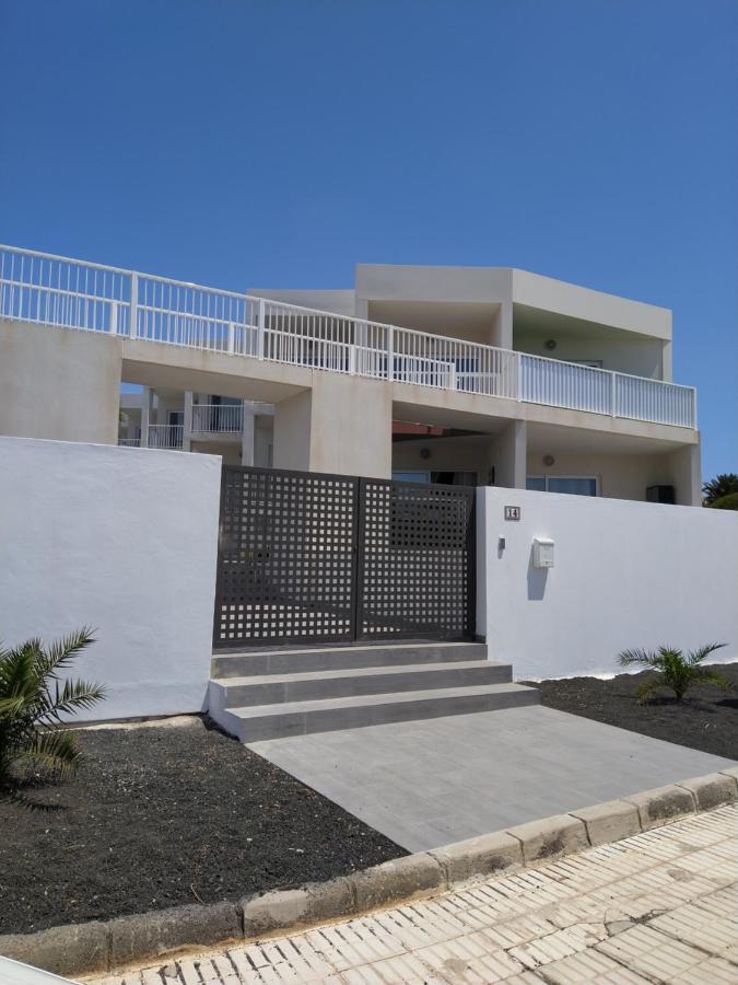 Apartment El Sueño - GREAT SEA VIEWS - SWIMMING POOL - free Wifi- smart TV-Residence SENATOR el majo Costa Teguise Exterior foto