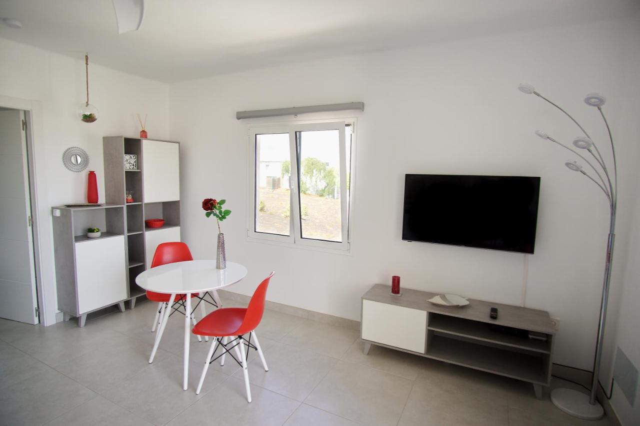 Apartment El Sueño - GREAT SEA VIEWS - SWIMMING POOL - free Wifi- smart TV-Residence SENATOR el majo Costa Teguise Exterior foto